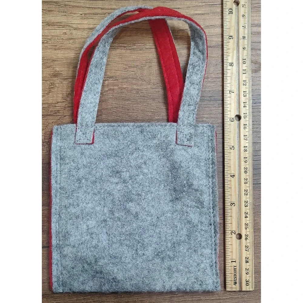 Felt Penguin Christmas Bag Gift Bag 5.75 Inches Square Red Gray Snowflake B1